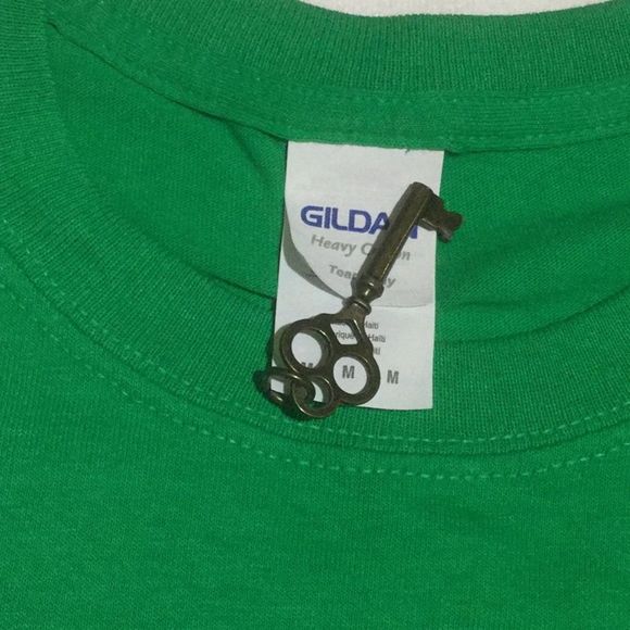 Christmas T-Shirt My Lap Is Where It’s At NWOT - Picture 3 of 3